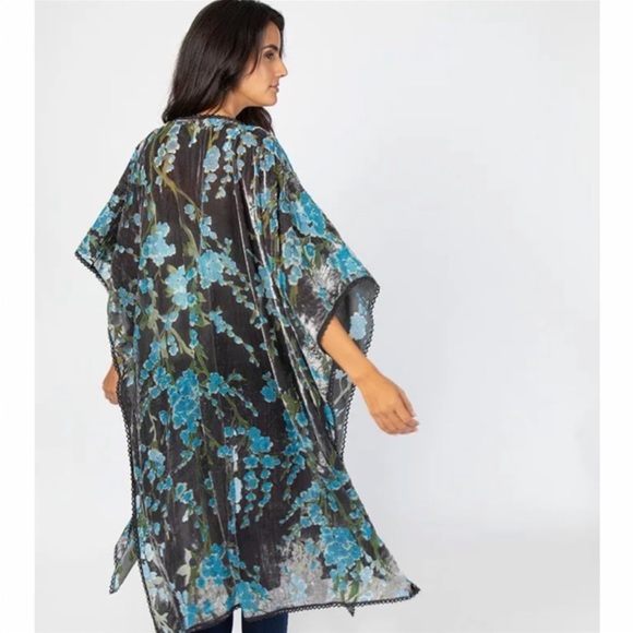 Natural Life NWT Emerald Floral Velvet Duster - Picture 6 of 7